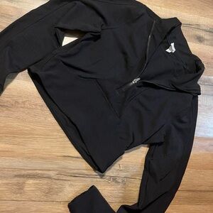 Black ribbed workout Half-Zip sweatshirt cropped